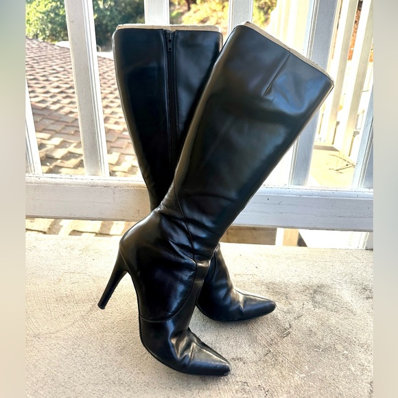Black Leather Knee-High Boots - Picture 1 of 4